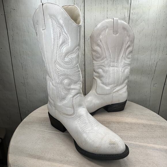 Coconuts by Matisse Dusty Womens Western Boots Size 8.5 Ivory Pull On Boots - Picture 1 of 13